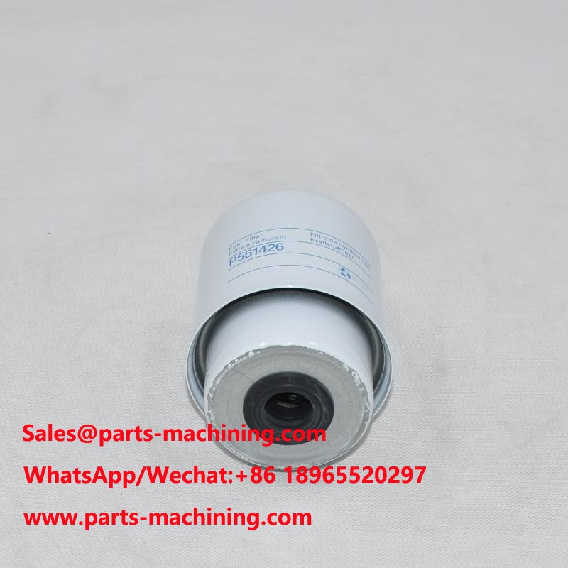 استبدال فلتر الوقود P551426