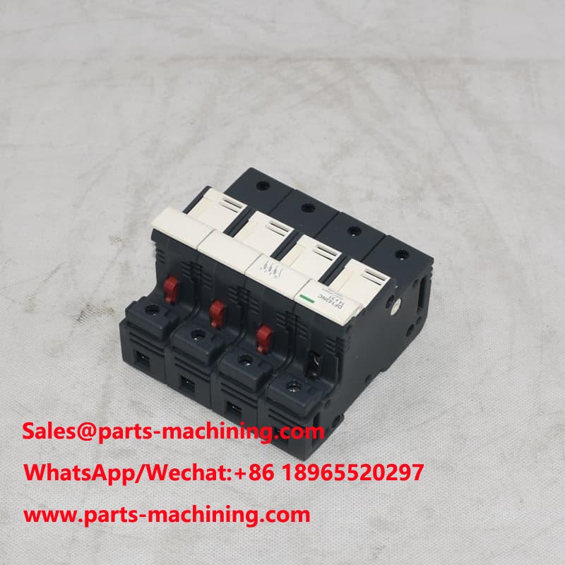 حامل فيوز DF143NC ثلاثي الأقطاب + محايد 50 أمبير 690 فولت