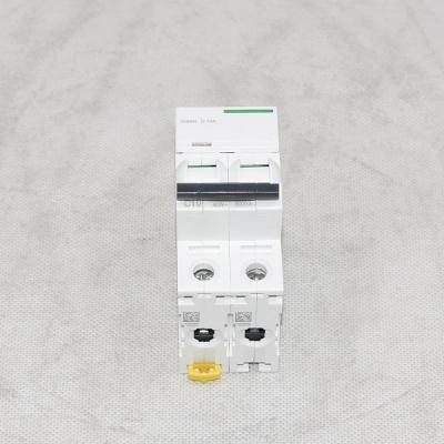 قاطع دائرة فراغي IC65N 2P C10A A9F18210