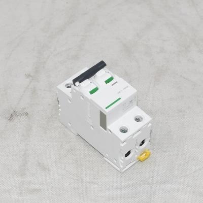 قاطع الدائرة الكهربائية IC65N-C25A-2P، 25 أمبير، 50/60 هرتز