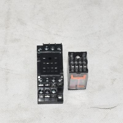 مرحل مصغر RXM4AB2P7، 230 فولت تيار متردد، 6 أمبير، مقبس RXZE1M4C، 7 أمبير