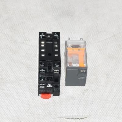 مرحل مصغر ومقبس RXM2LB2BD RXZE1M2C