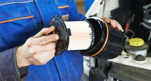 ما هي تكلفة استبدال فلتر الوقود؟